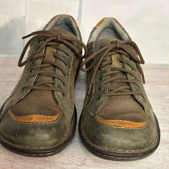 Born Brown Leather Flats with Distressed Finish great shape size 39 - Picture 1 of 5